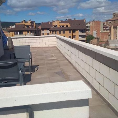 Atico Con Vistas Unicas. Vt-Lr-1352 Apartment Entrena Exterior photo